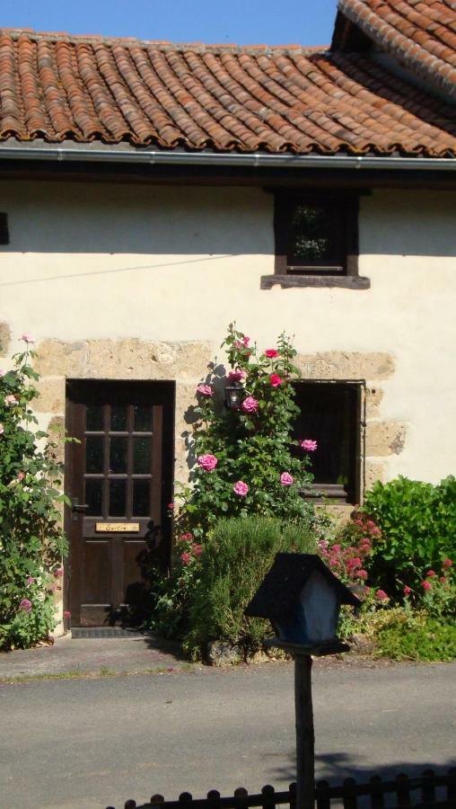 La Croix Gites Pressignac エクステリア 写真